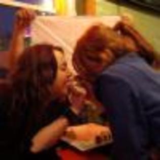 7qC6IN926003-01 - multe poze miley