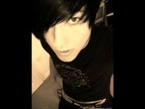 hot_emo_boys_by_melle15 - Pose emo