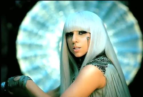 76056652-9b25-4aca-afd0-d03090acda2a - Lady gaga