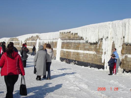 Picture 102 - black sea frozen