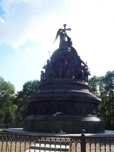 Nijni Novgorod-Monument Milenium - Novgorod