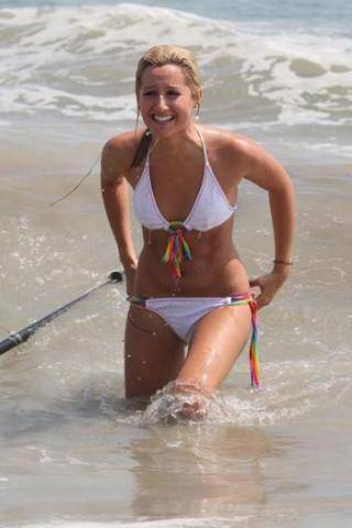 NewName-256-2009.02.28 - Ashley Michelle Tisdale