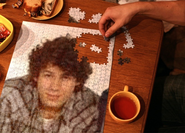 DCQEVfeFM5QjR5WzJ5fo1A - Nick Jonas Puzzle