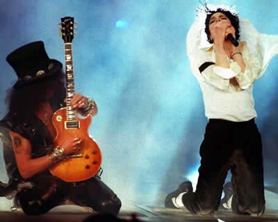 400_mjackson_slash_090625_donemmert_51991792 - Michael Jackson