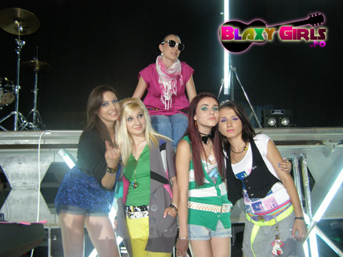 blaxy-girls-i-have-my-life1[1]