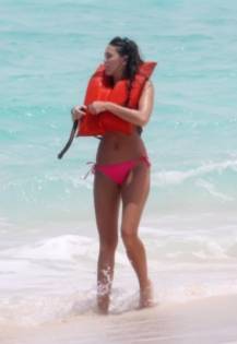 boom - miley cyrus in bahamas