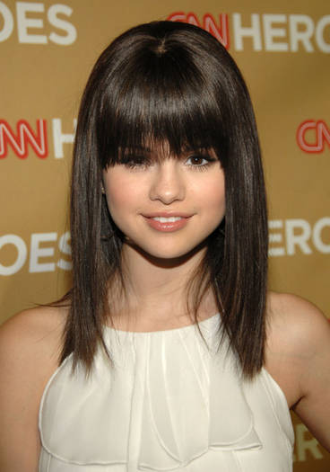 selena-gomez-haircut-2