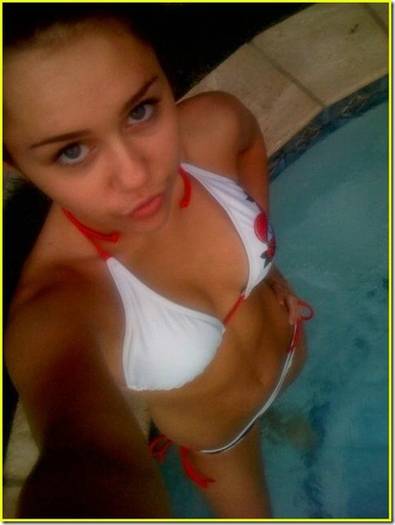 Hannah Montana myspace Underwear pictures Scandal[3] - Miley Cyrus- Hannah Montana