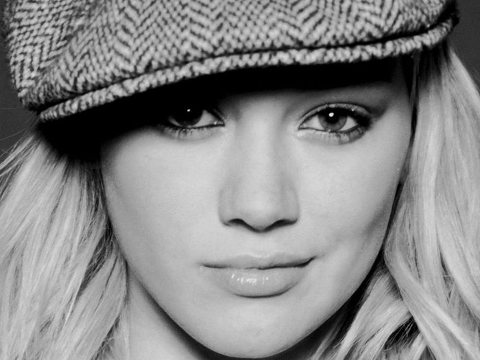 Hilary-hilary-duff-278387_1024_768