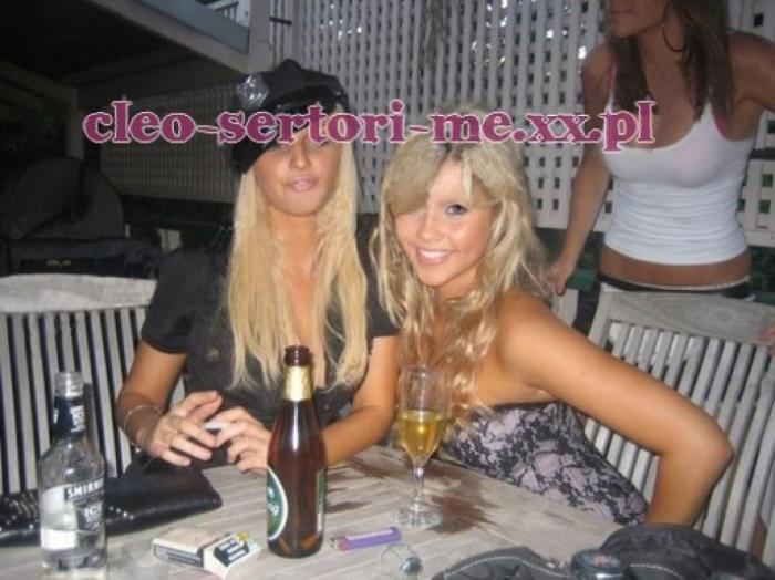 KWWZECPPDMOFRHICOJP - h2o in  realitate