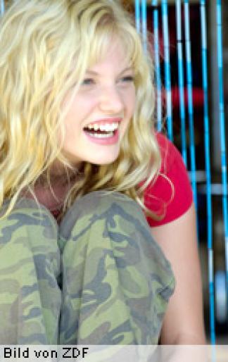 ai209092n684390 - Cariba Heine