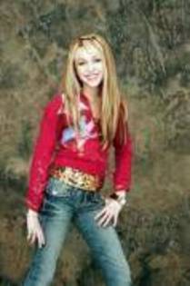 GXZOEAVQSYWCMRPDIEJ - hannah si miley