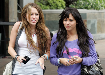 0822 - Miley Cyrus and Mandy Jiroux