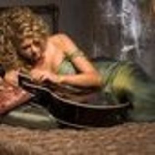 taylor-swift-233192l-thumbnail_gallery