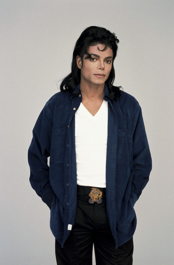 RVFHOCVPCRPZCTBGETV - Poze Michael Jackson1