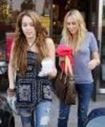 thumb_011 - Miley si mama sa in Los Angeles