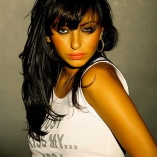 giulia5 - Giulia Anghelescu