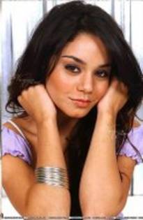 Babyv2_202_30 - Vanessa Hudgens