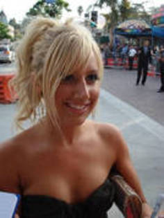 ashley20 - Ashley Tisdale