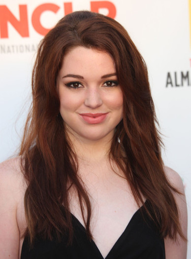 2009+ALMA+Awards+Arrivals+DKEcvnMXmPbl - Jennifer Stone