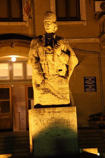 Statuie Tudor Vladimirescu - Slatina