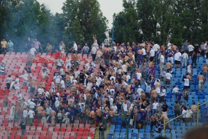 STEAUA-ujpest 085 - STEAUA