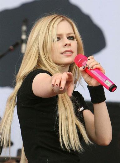 avril-lavigne-2007-12 - Avril Lavigne