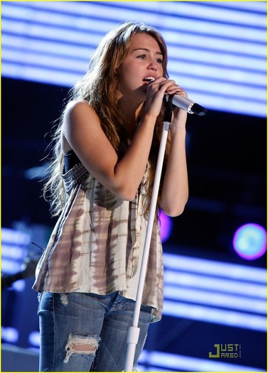 0 (381) - 00toate pozele mel cu miley cyrus00