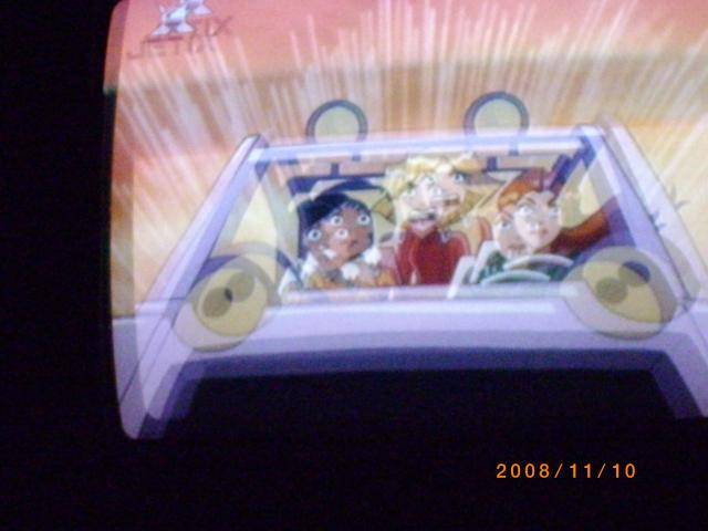 3ELS2GF5CI1BAN3C7Q283R5UU - Totally Spies