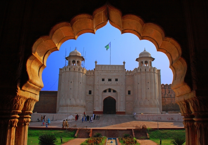 Lahore Fort in Pakistan - Islamic Architecture Around the World