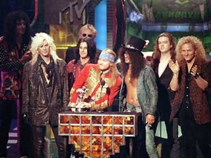 0_61_guns_n_roses[1]