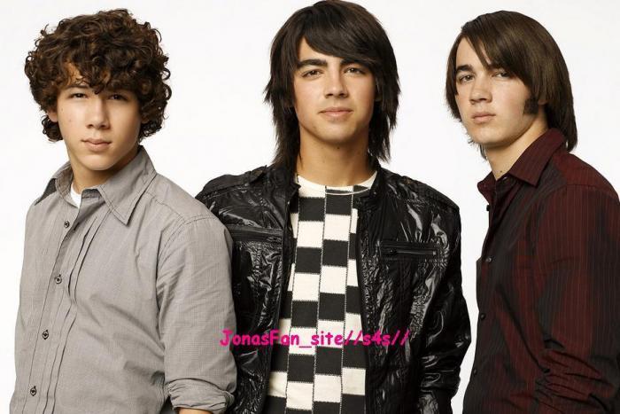 1323953 - jonas brothers