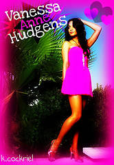 2994661656_c117f9ef52_m - vanessa anne hudgens