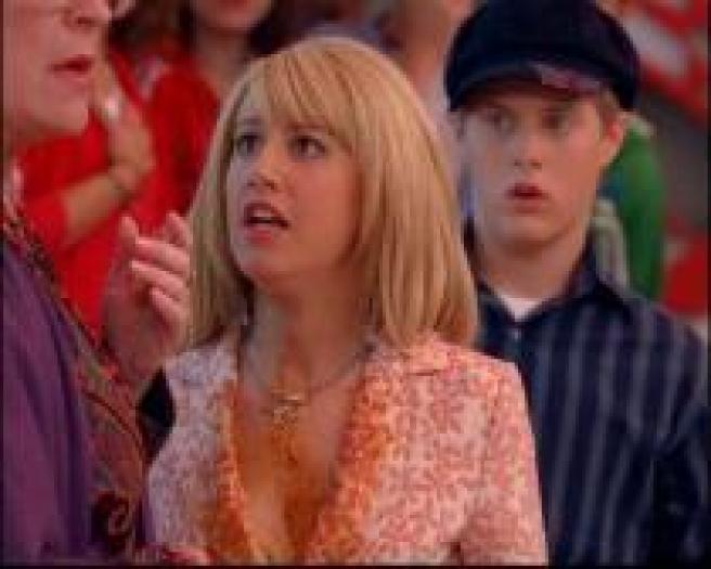 WEHOGFSECZVDSHYSVPY - ashley tisdale