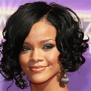 rihanna_855_18459997_0_0_7003673_300 - RiHaNnA