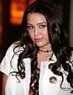 FRRSWUORSKGUEFYACLM[1] - poze cu mailey-hannah