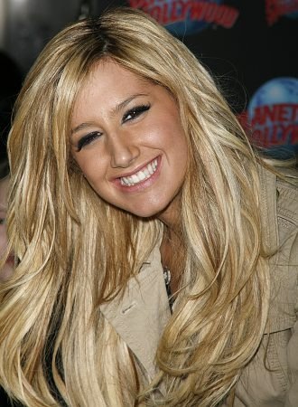 ashley-tisdale-20070916-312508