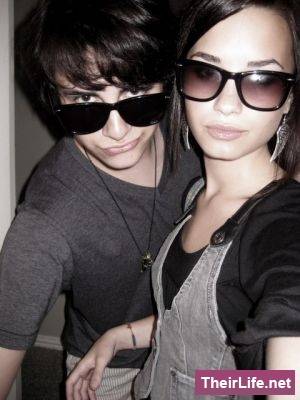 personal 5 - Personal Photo-Demi Lovato