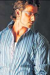 hrithik_roshan (40); Actor indian ce a devenit peste noapte un super star, din cauza filmului de succes "Kaho Naa... Pyaa
