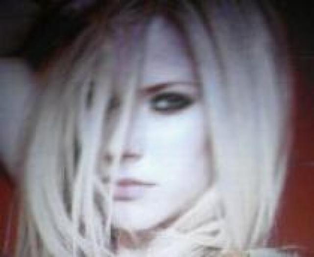 SPPRBIRVJQLOCFCLASM - avril lavigne