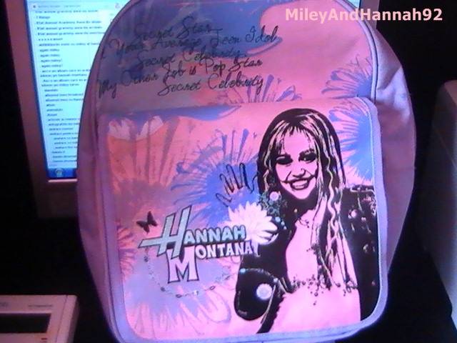 ghiozdan - lucrurile mele cu hannah montana si miley