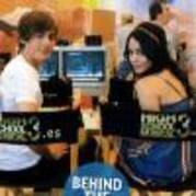 7aZi9v612990-01 - idul lui ashley tisdale