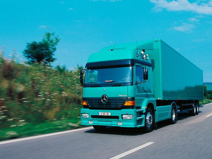 trucks_mercedes_020