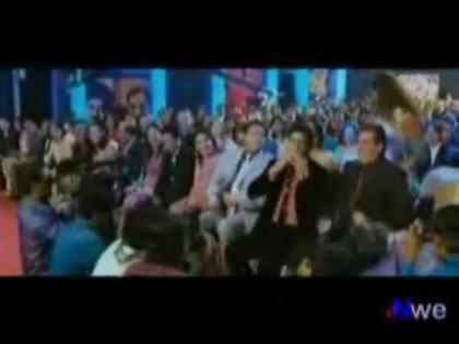 Om castiga premiul pt cel mai bn actor! - OM SHANTI OM