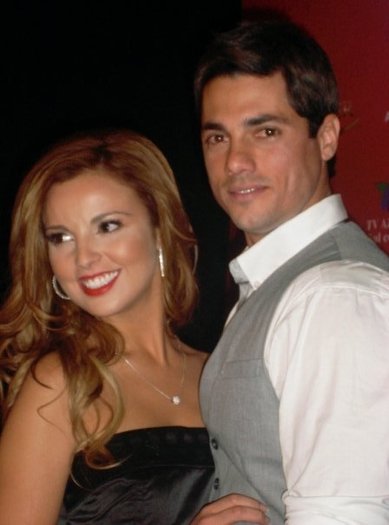 n19189203635_2544129_8257588-vi