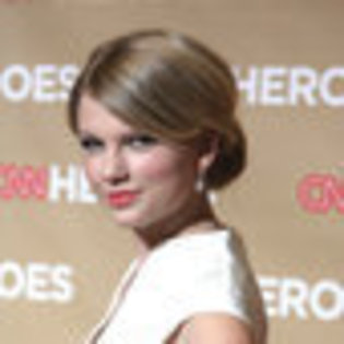 taylor-swift-427390l-thumbnail_gallery