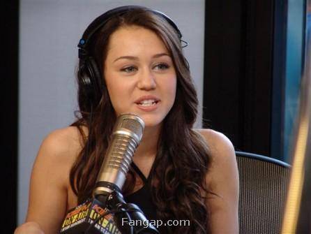 ryanseacrestradio_089 - miley Cyrus