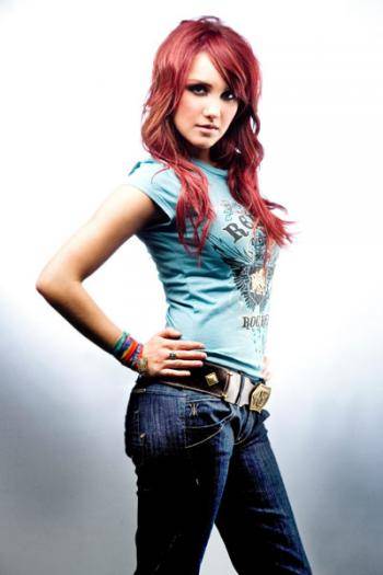 JIGDNGNZYAQZTAZIJNB - Dulce Maria