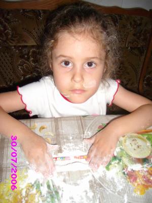 FATZI FEATA PITA 2 - MIRUNA