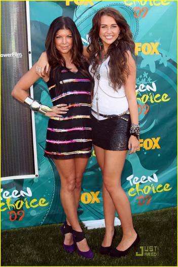 10n9nvo - Miley Cyrus - Teen Choice Awards 2009